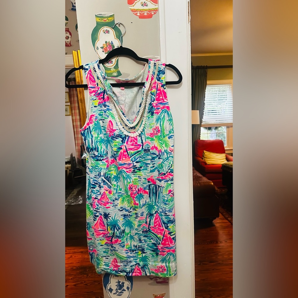 Palm Beach Vibe, comfy chic Lilly Pulitzer medium